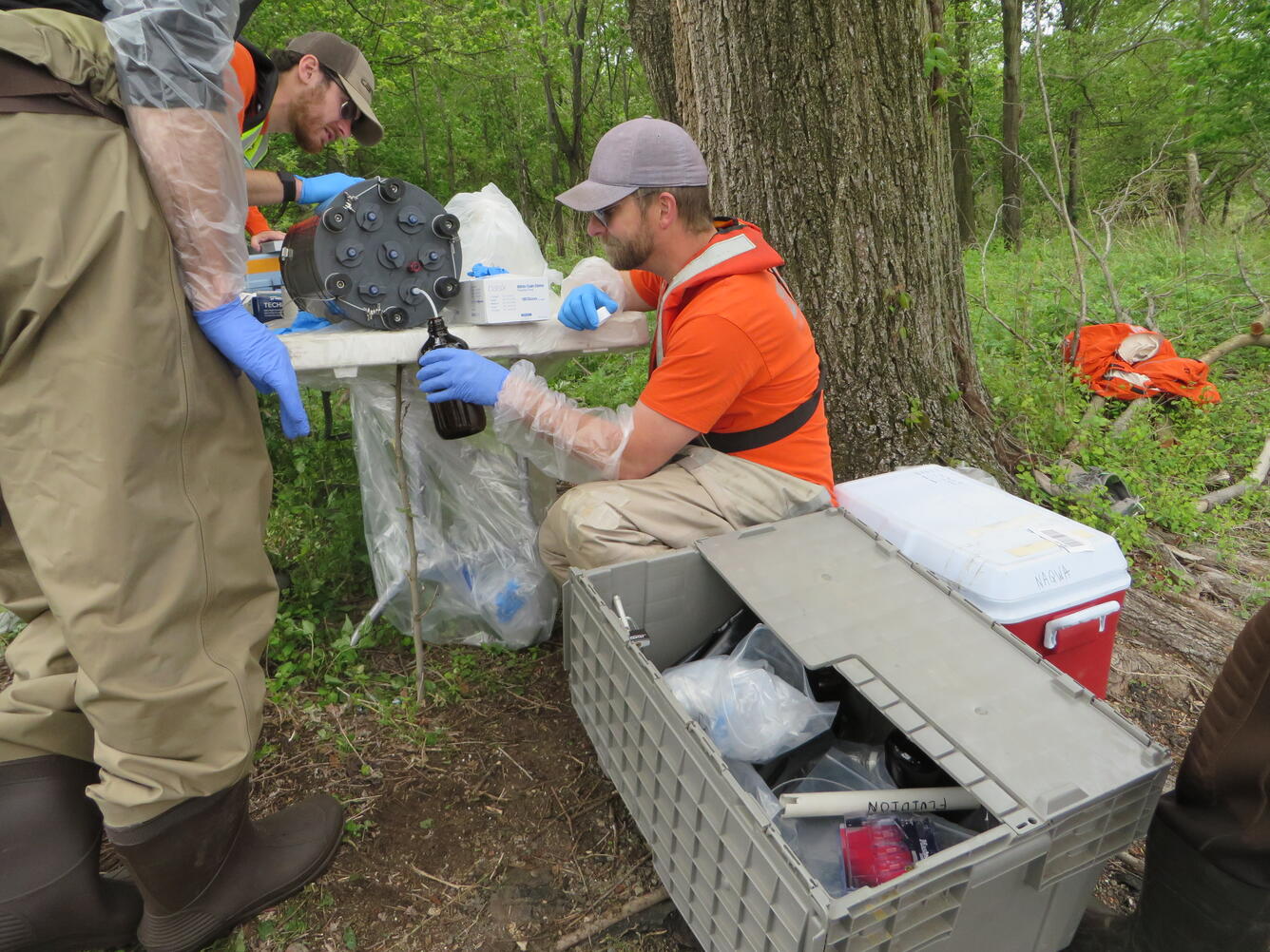USGS Scientists collect samples from the Bacteria Sampler