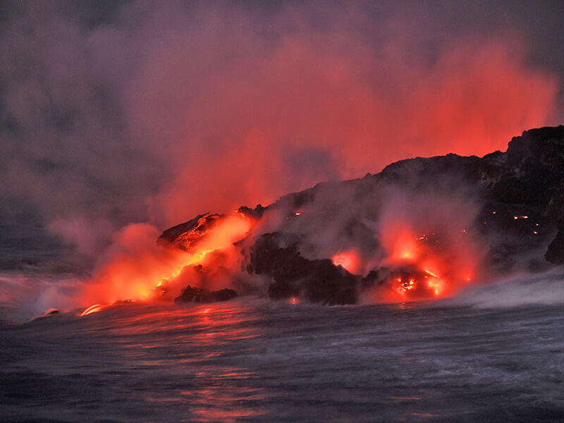 This is a photo of lava pouring off point of eastern Banana delta.