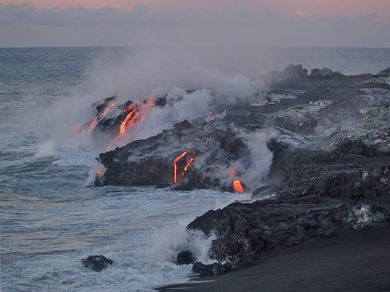 This is a photo of several lava streams along northeastern side of eastern Banana delta.