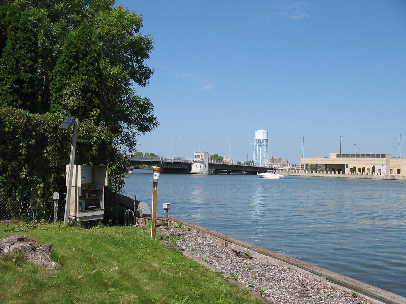 Photo of a streamgage on a Wisconsin river.