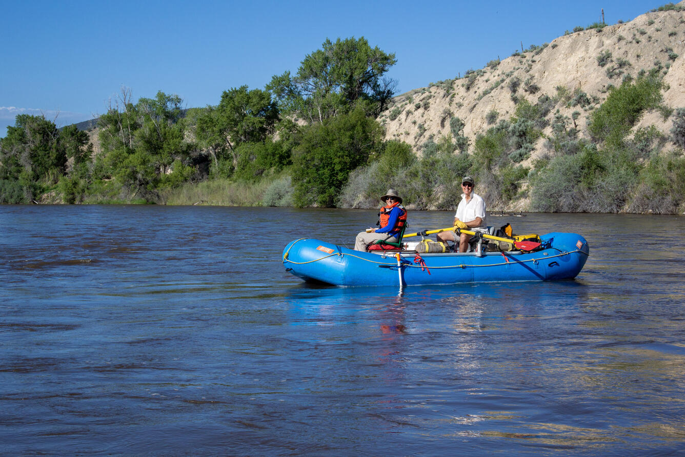 Research vessel with the mobile hydrophone system collecting acoustic data on the upper Colorado River