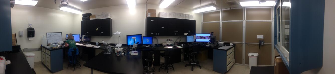 A picture of the lab for AXL lab at the Fort Collins Science Center.