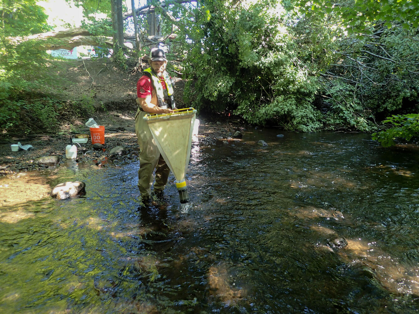 Biological sampling in Pootatuck River, CT