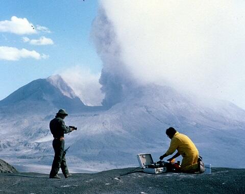 USGS scientists at Mount St Helens 