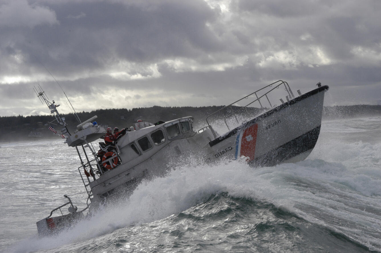 Photo of USGC vessel in heavy waves during a rescue drill