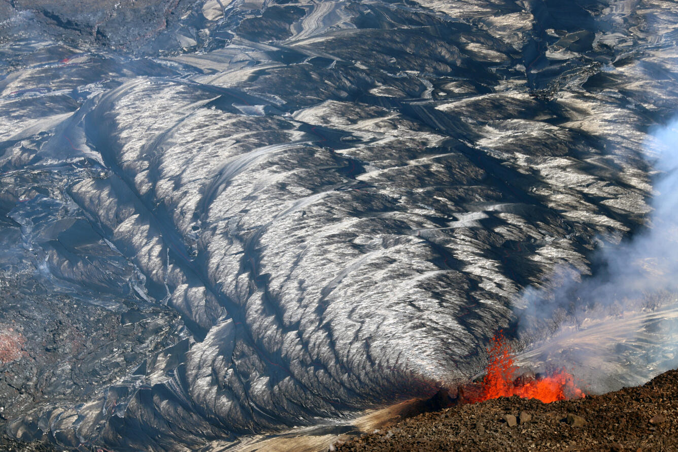 A close-up view of the western fissure and lava lake in Halema‘uma‘u crater, at the summit of Kīlauea